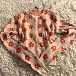 Adorable spring button up sweater